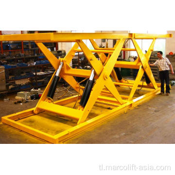 Scissor lifting extended table.
